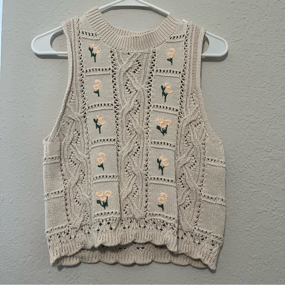medium zara cream crochet vest top